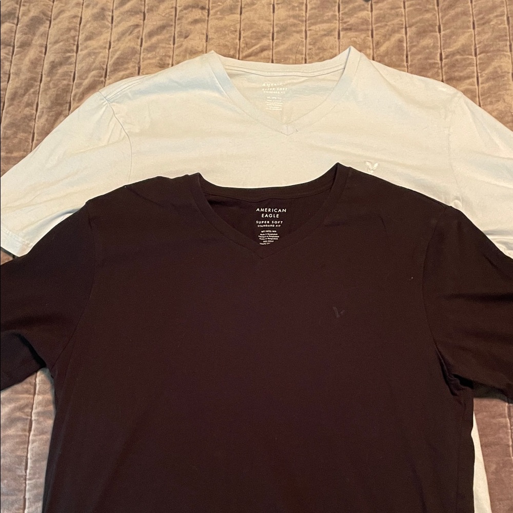 American Eagle Outfitters Men's Black and light blue V-Neck Tees